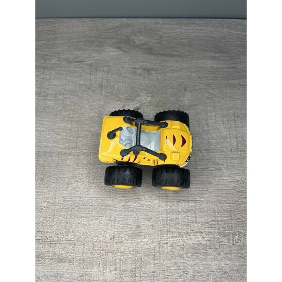 Blaze & The Monster Machines Toy Monster Truck Stripes Yellow - Picture 6 of 8